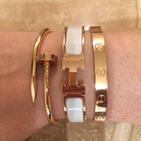 New! Clic H Bracelet Black and Gold - Picture 8 of 9